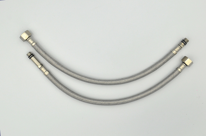 Univerzális flexibilis bekötőcső